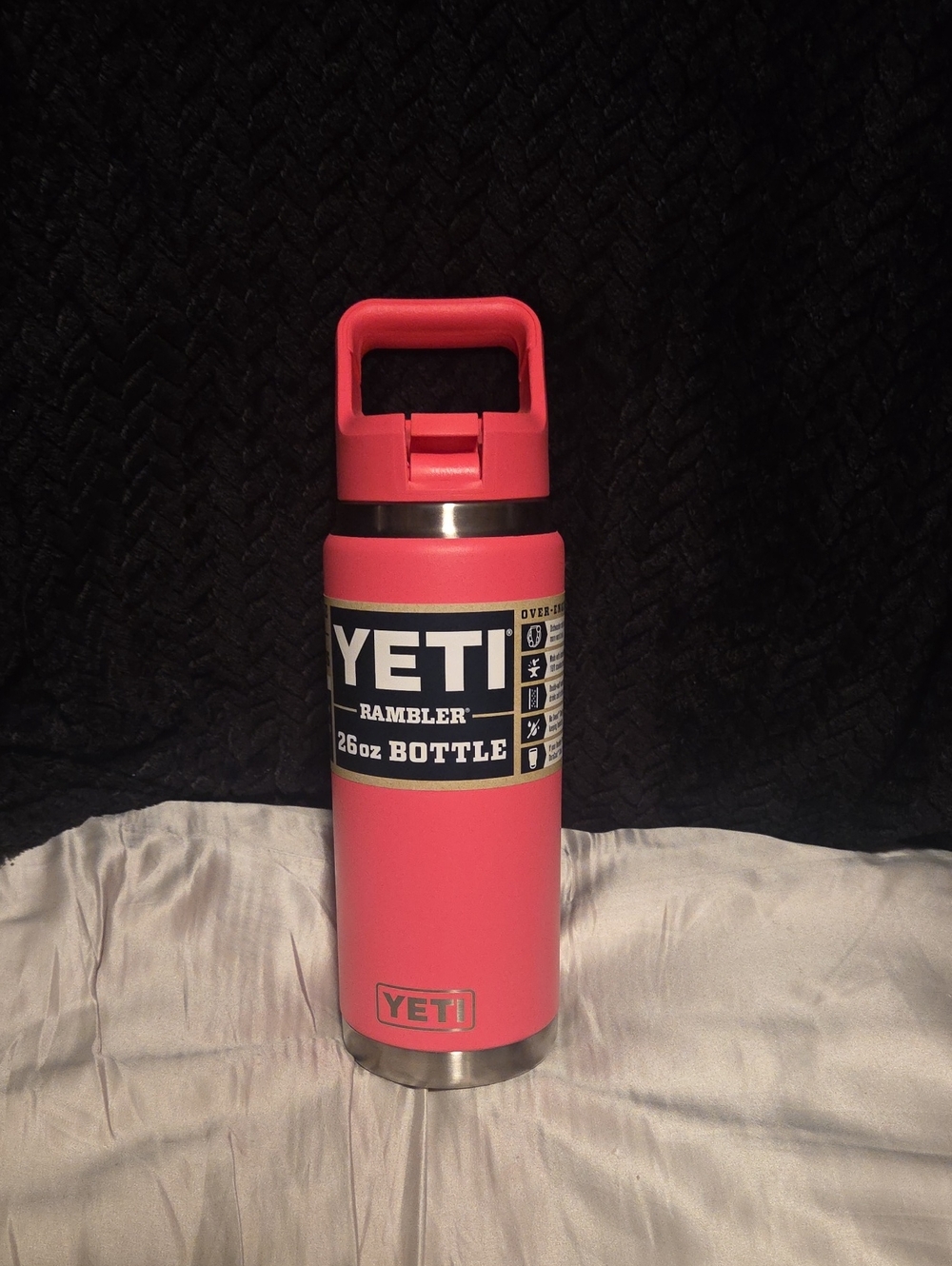 YETI Rambler 26oz Bottle - Pink